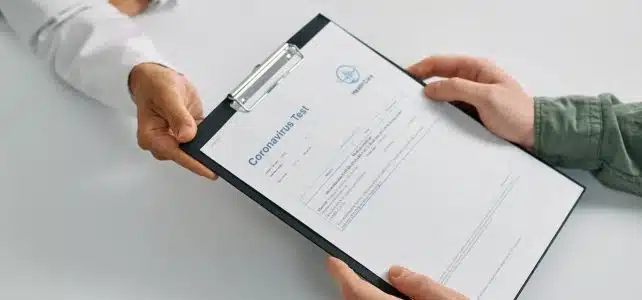 Tout savoir sur les certificats médicaux pour annuler votre voyage